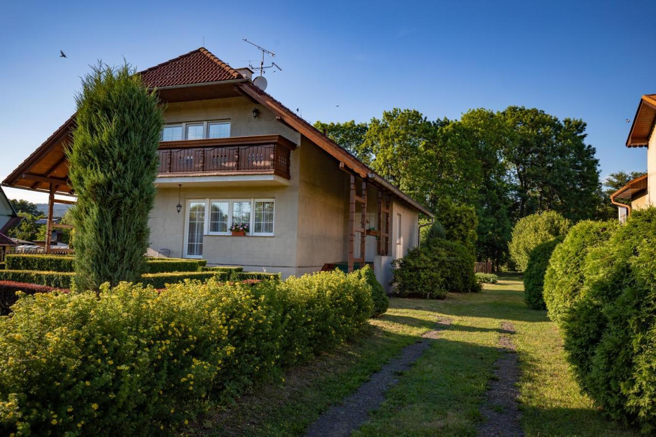 Pension Eric Ostrov  Exterior foto
